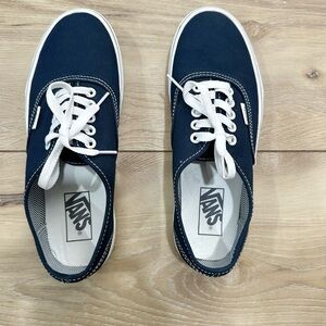 Vans Men's Dark Blue Canvas Sneakers
